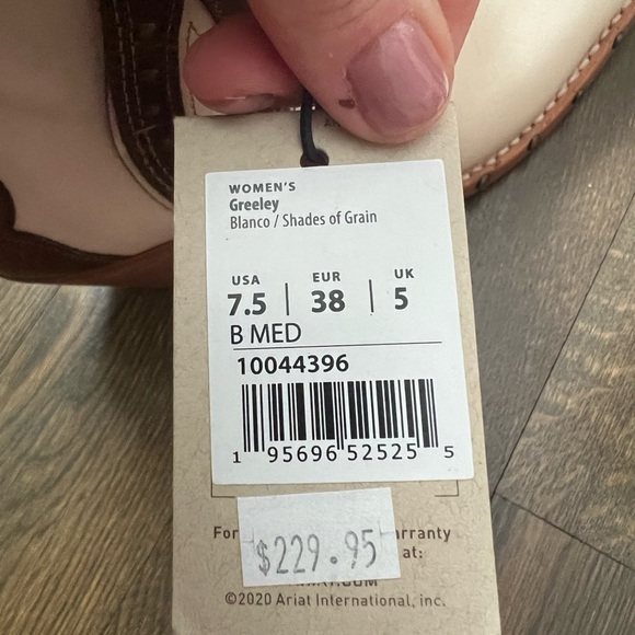 NWT Ariat Greeley Women’s Size 7.5 - Picture 4 of 5